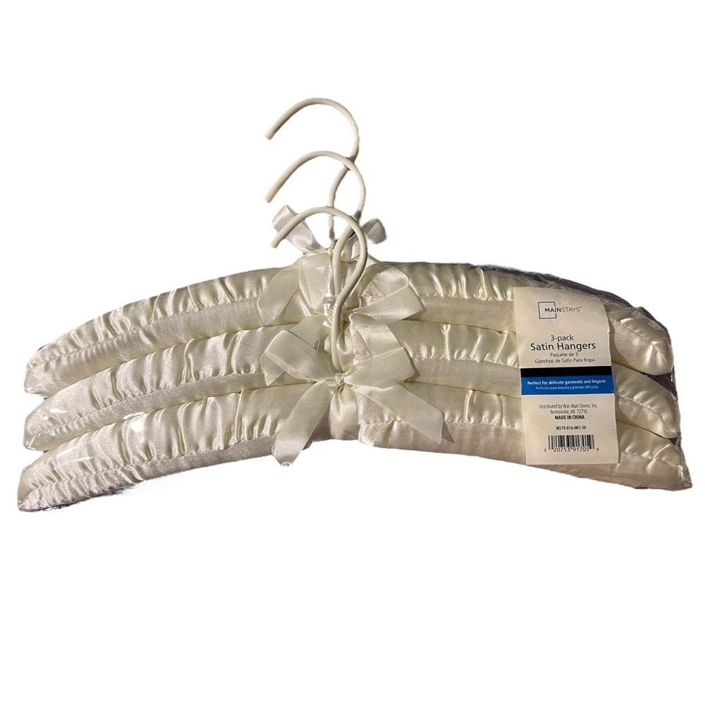 Mainstays Ivory Satin Hangers 3-Pack